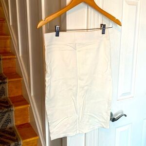 Sleek White Iris mini Skirt